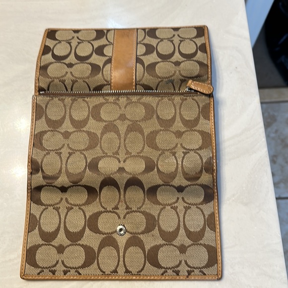 Coach Wallet - Picture 5 of 7